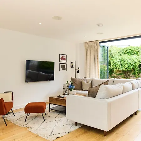 The Putney Wonder - Dazzling 3Bdr Flat With Garden Apartment